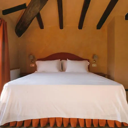 Off Grid Girona - New Opening Hotel Beuda