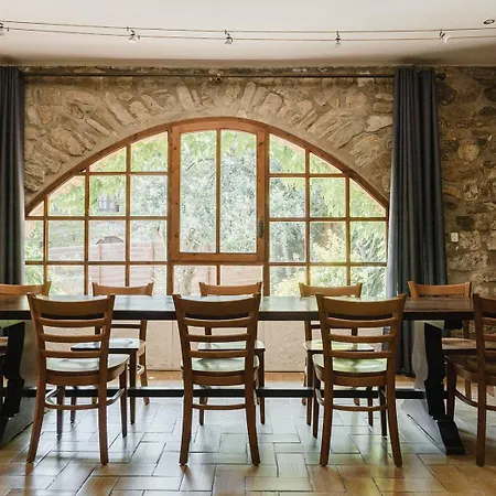 Off Grid Girona * Beuda