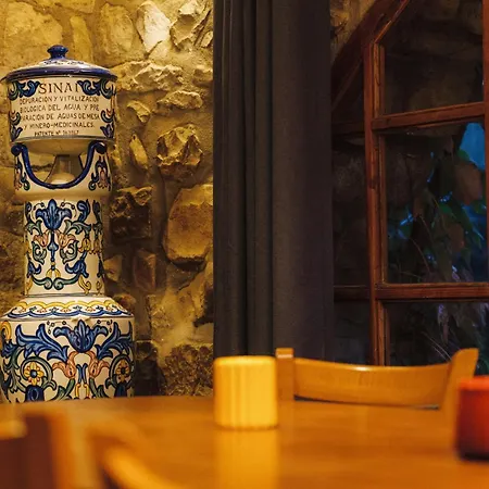 Hotel Off Grid Girona *