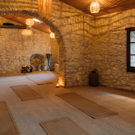 Off Grid Girona