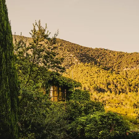 Off Grid Girona Отель Беуда