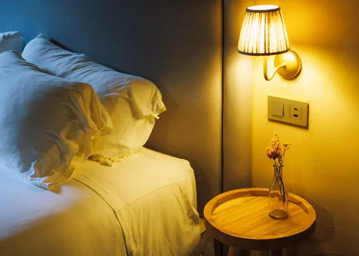Off Grid Girona Hotel Beuda
