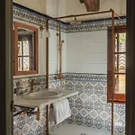Off Grid Girona Hotel Beuda
