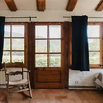 Off Grid Girona Hotel Beuda