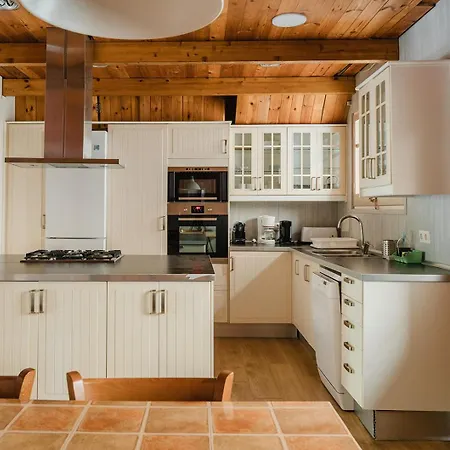 Off Grid Girona - New Opening Beuda