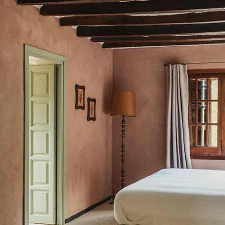 Hotel Off Grid Girona