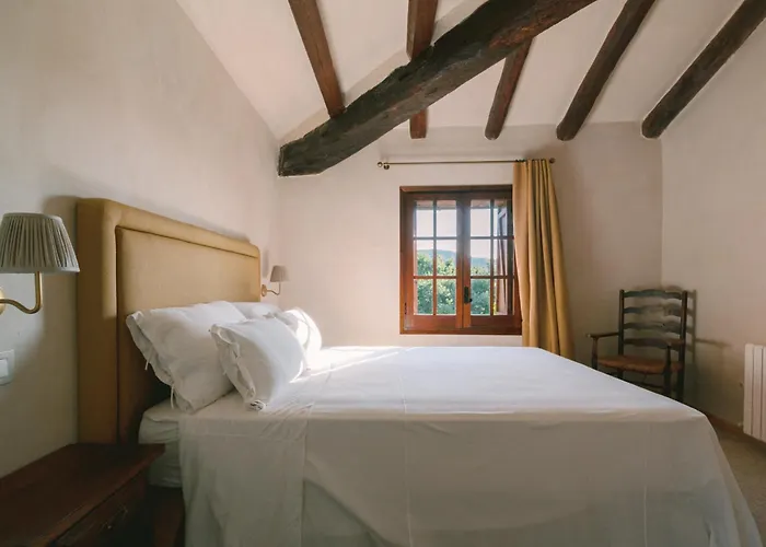 Off Grid Girona Hotel